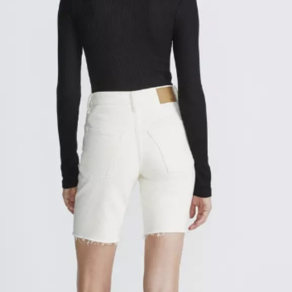 Rag & Bone Vintage Bermuda Short. Color:Ecru. Size 32 (10-12) - Picture 3 of 13